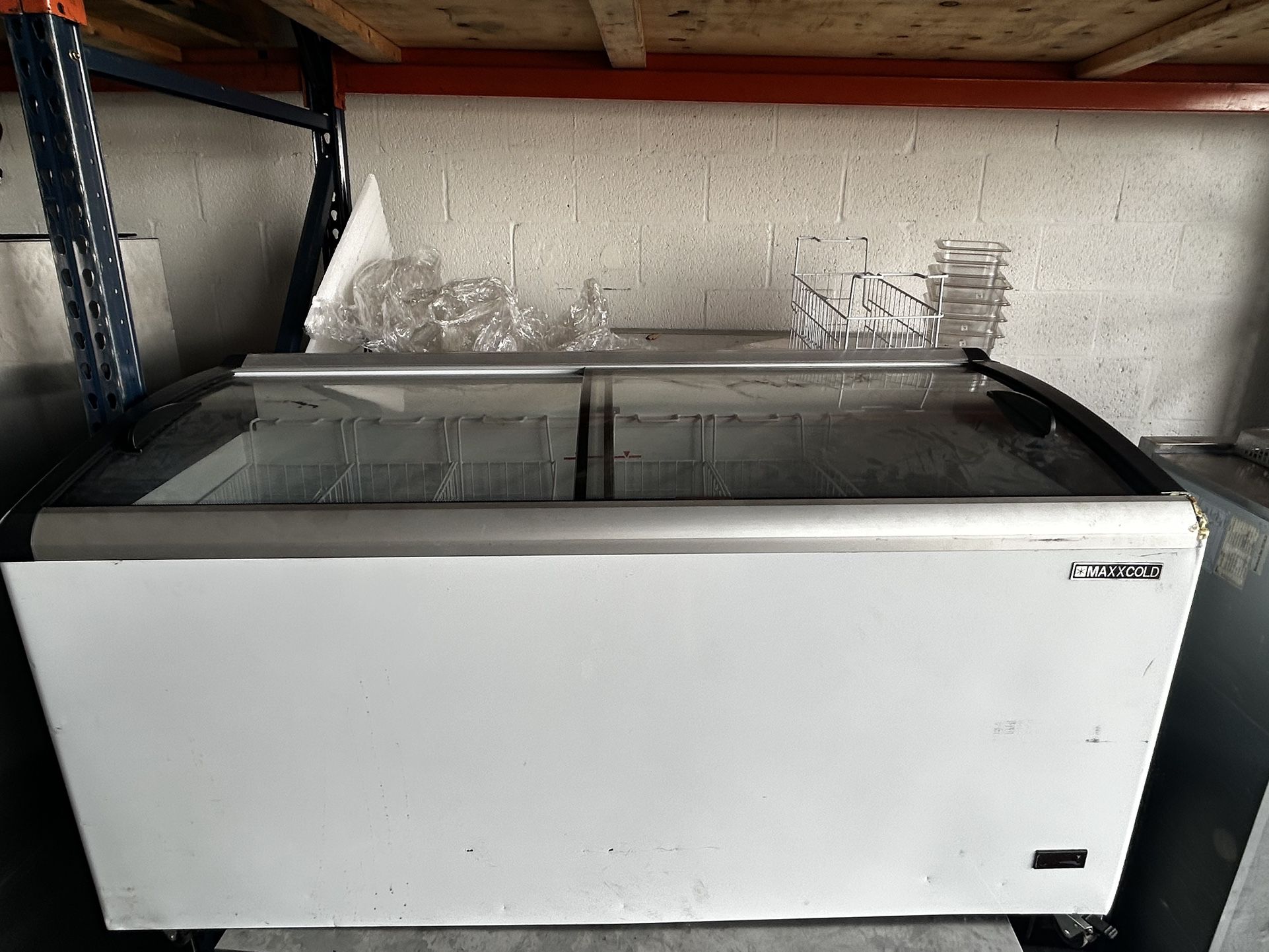 Chest Freezer With Glass Top 