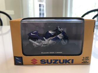 Suzuki GSX1300R Hayabusa 1:32 Scale Diecast