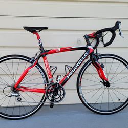 Pinarello FP3 Full Carbon.  Size : 48"  20 Speeds. Very Excellent Condition. 