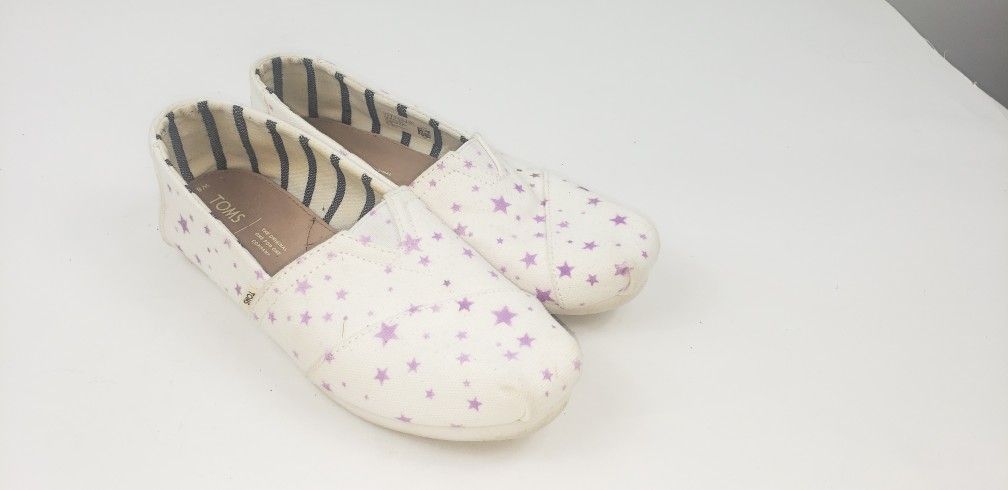Toms Womens Slip On Loafers Flats Fabric Shoes White w/Red Stars Size 8