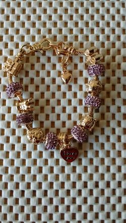 Charm bracelet