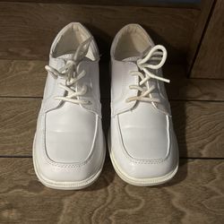 Jelly Bean White Church Shoes