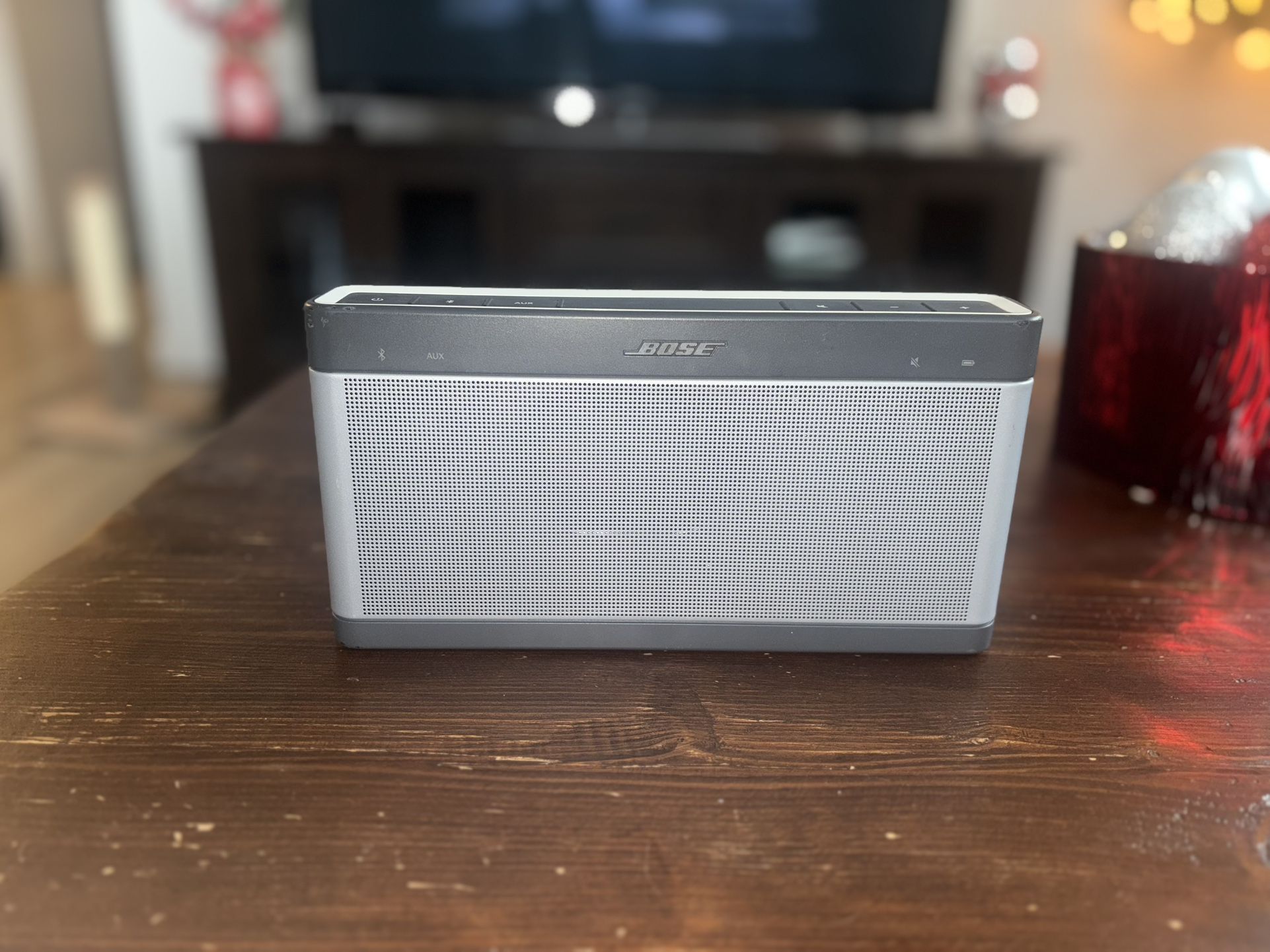 Bose SoundLink Bluetooth Speaker III – Excellent Condition, Original Charger