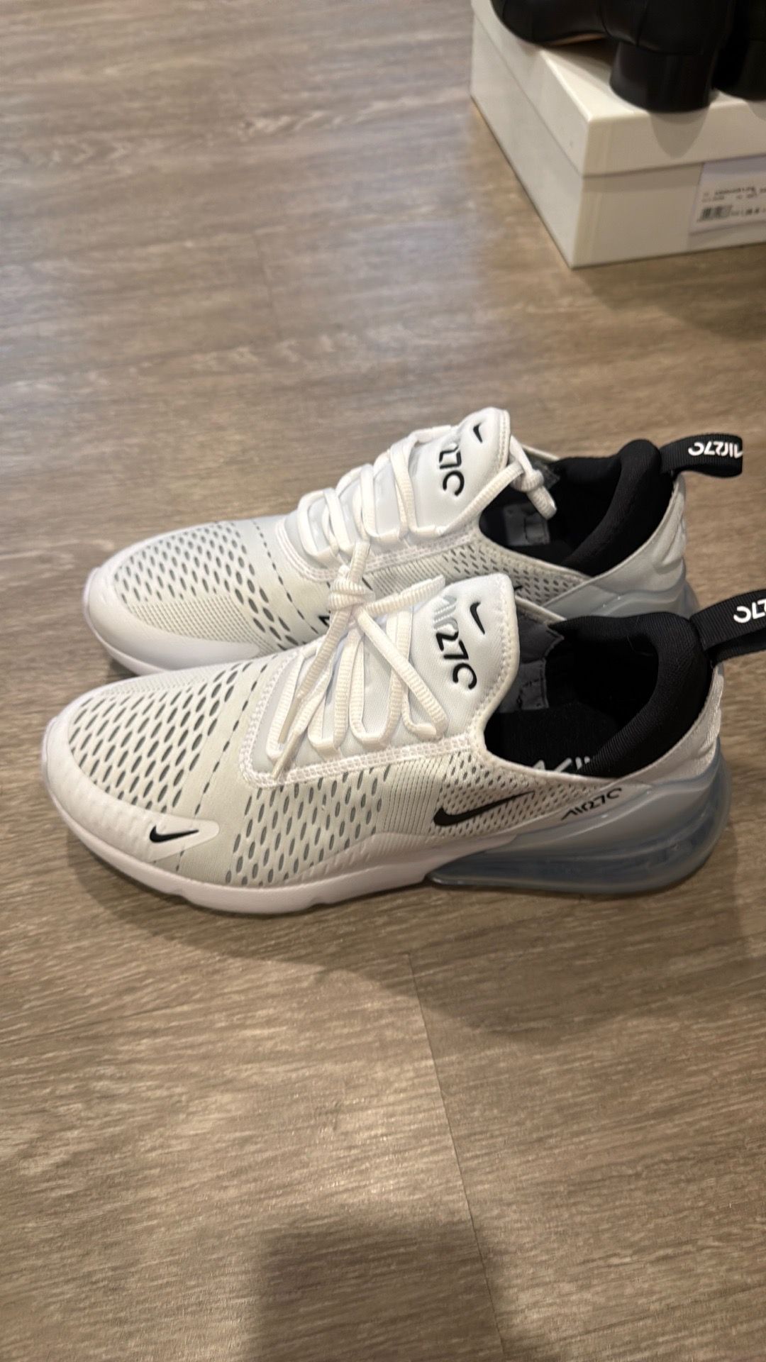 Nike Men’s Air Max 270