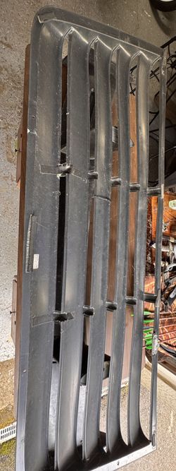 Broken Challenger Louvers 