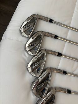 TaylorMade SIM2 Max Iron Set