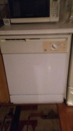 Dishwasher ( Cheap)reduced