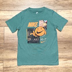 Nike Smiley Face Double Sided Green Athleisure Sports Graphic T Shirt Youth M