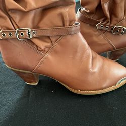New leather boots Size 8