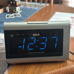 Alarm clock radio