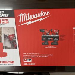Milwaukee M12 Subcompact Kit 