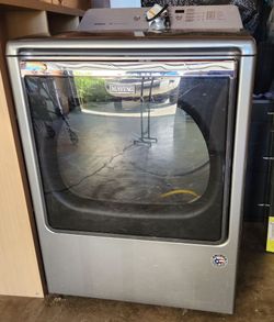 Washing Machine - fully functioning. Used in good conditioning