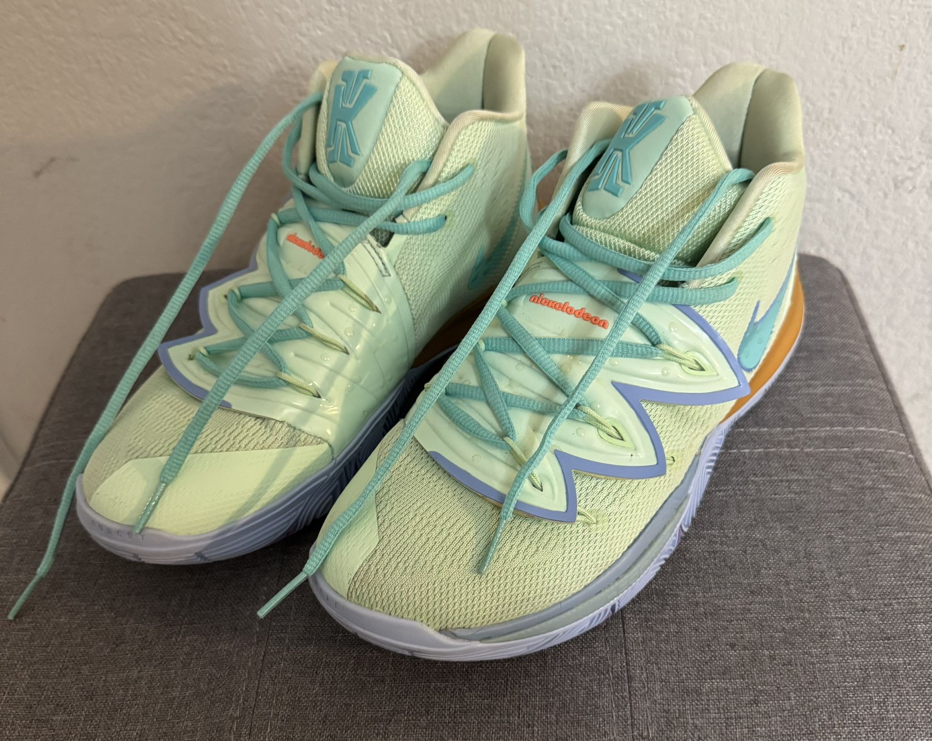 Nike Kyrie 5 SpongeBob Squidward