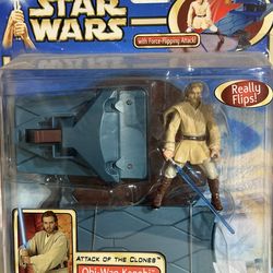 Hasbro Star Wars Attack of the Clones Obi-Wan Kenobi Force-Flipping Figure