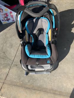 BabyTrend Car Seat