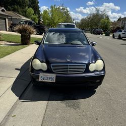 2002 Mercedes-Benz C-Class