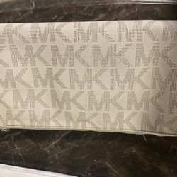 MK Wristlet