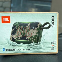 JBL GO 5: New Version 2026 Light show NEW Original In Box
