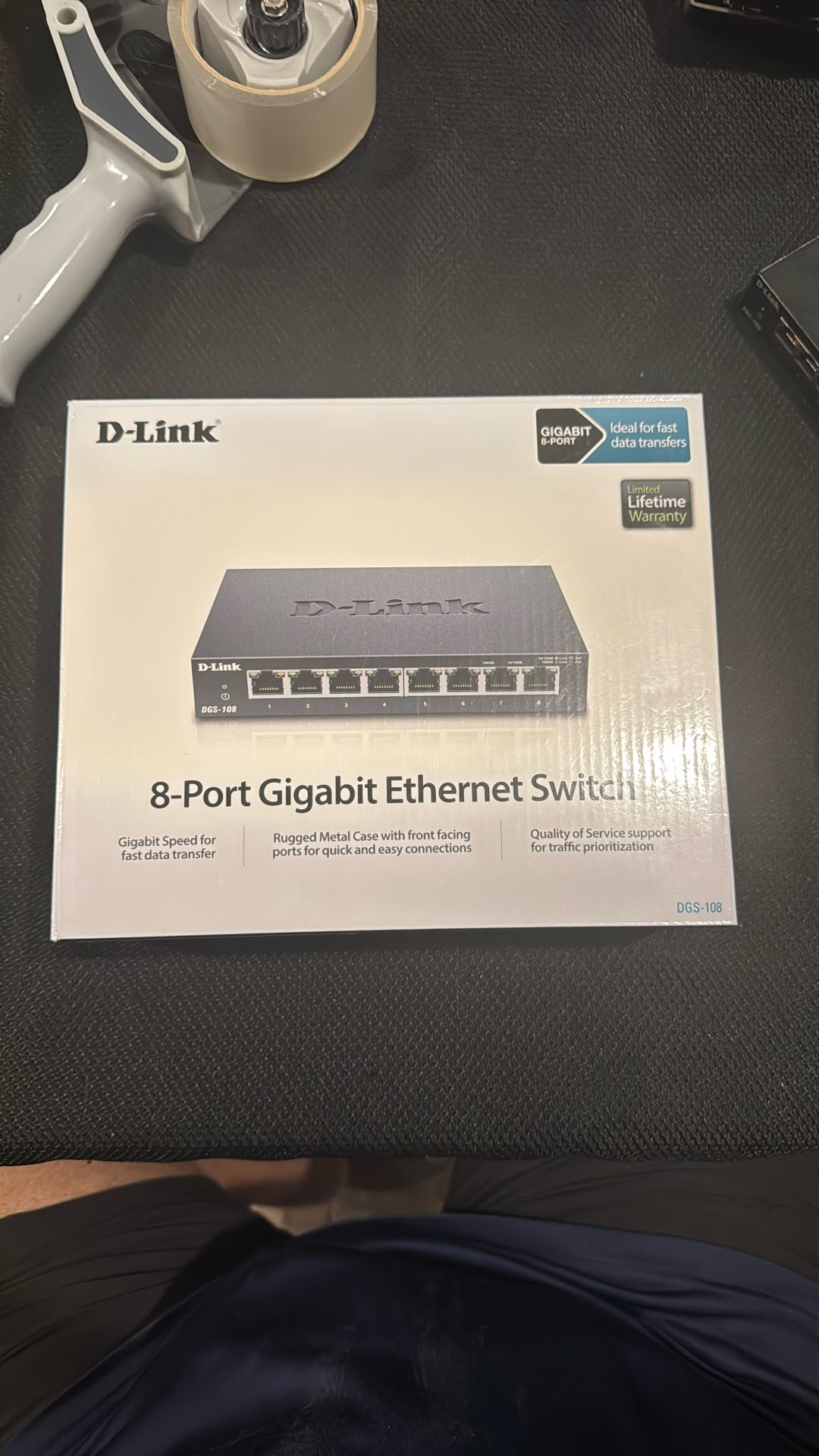 D-Link 8-Port Gigabit Ethernet Switch
