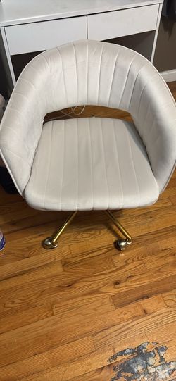 Vanity Chair