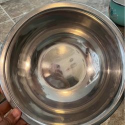 Mixing Bowls 