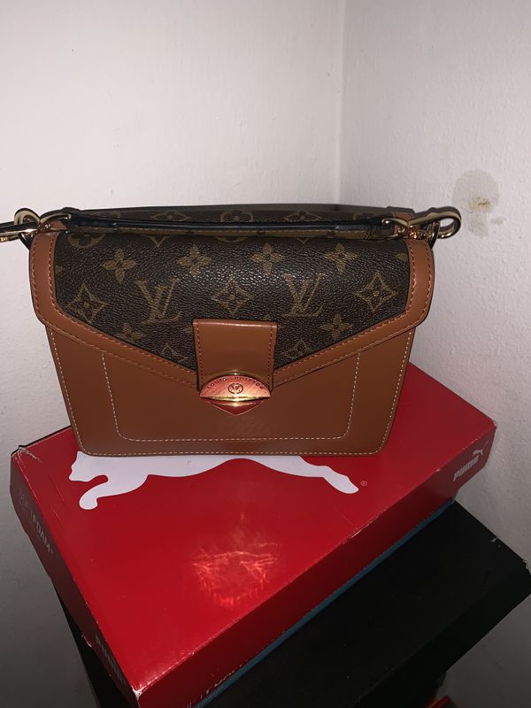 Louis Vuitton purse for Sale in Los Angeles, CA - OfferUp
