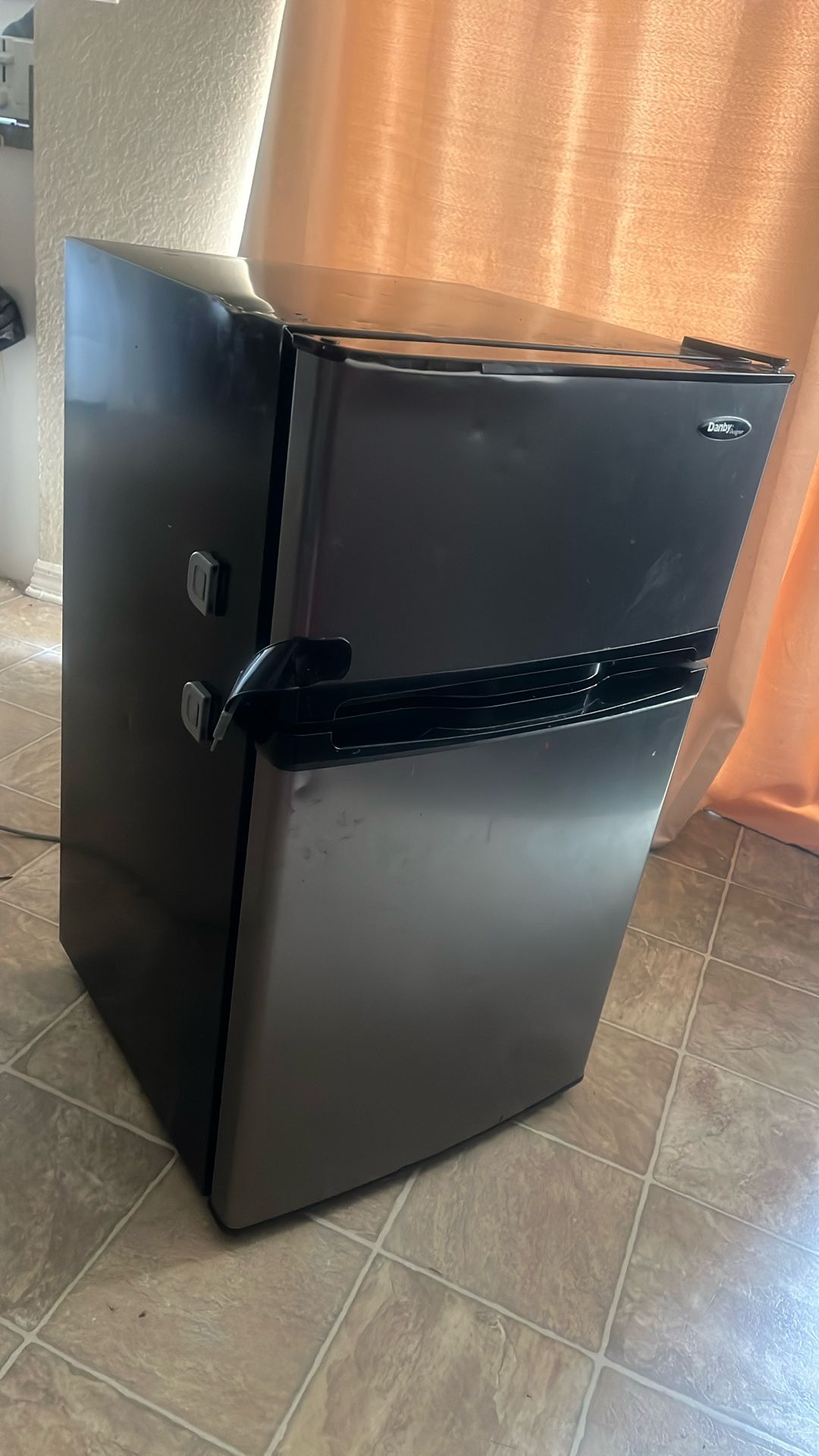 Dansby Designer Mini Fridge 3.1 Cubic ft