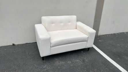 58” couch / sofa good condition free