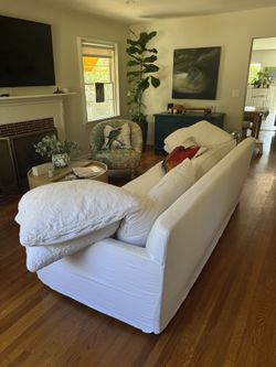 Cisco Home Sofa