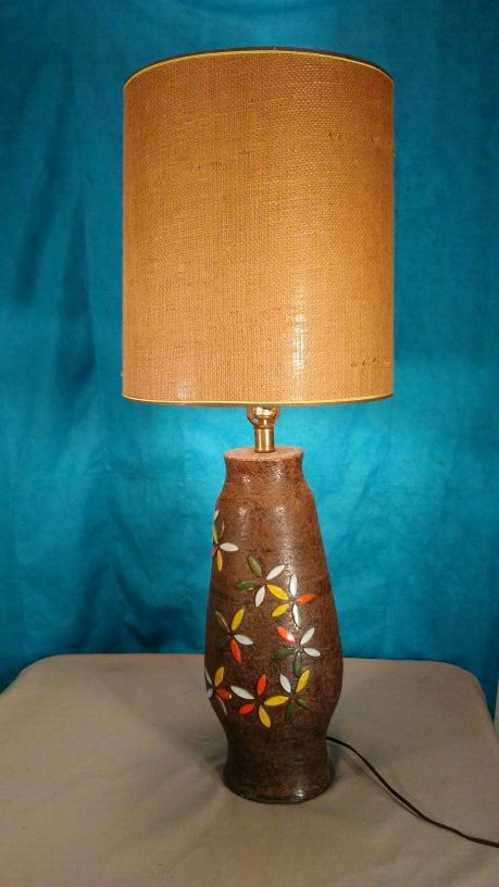 Vintage 1960's table lamp.