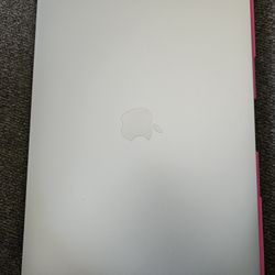 Macbook Pro 2022 13.3 Inch
