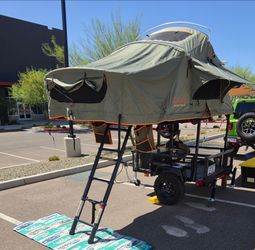 ROAM Vegabond Rooftop Tent