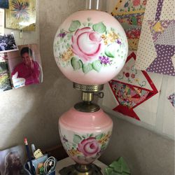 Vintage Gone with the wind lamp