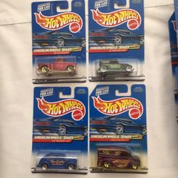 HotWheels  2000 🔥Circus On Wheels Series 1-4 🔥 Complete Set 🔥💥 25+ Year Old Collectable Set 💥