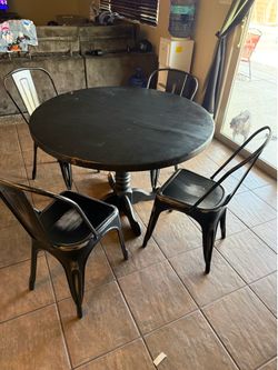 Dinning table
