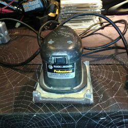 Black And Decker Palm Sander