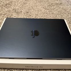 MacBook Air M2