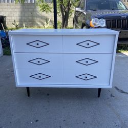 White Dresser