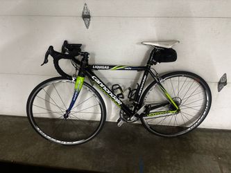 Cannondale SuperSix  Road Bike + trainer- $800 OBO