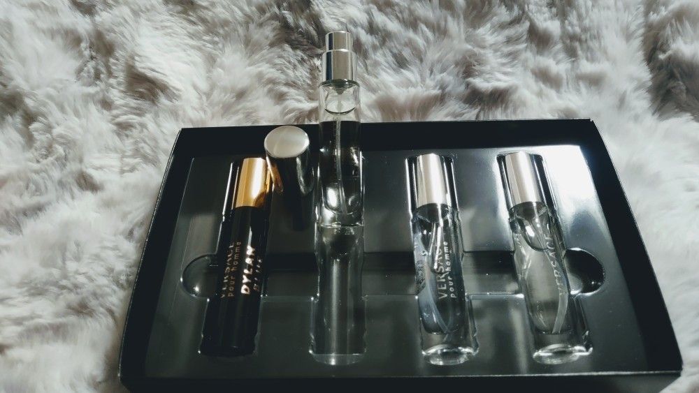 4 piece men's Versace perfume travel set