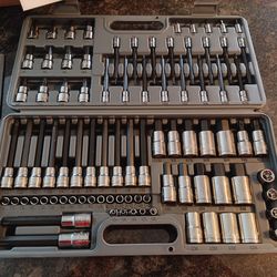 Blue Point Tools by Snap-on 87 piece hex / torx set