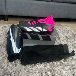 Adidas Predator Accuracy.3 FG US 10 + Nike Charge Chin Guards