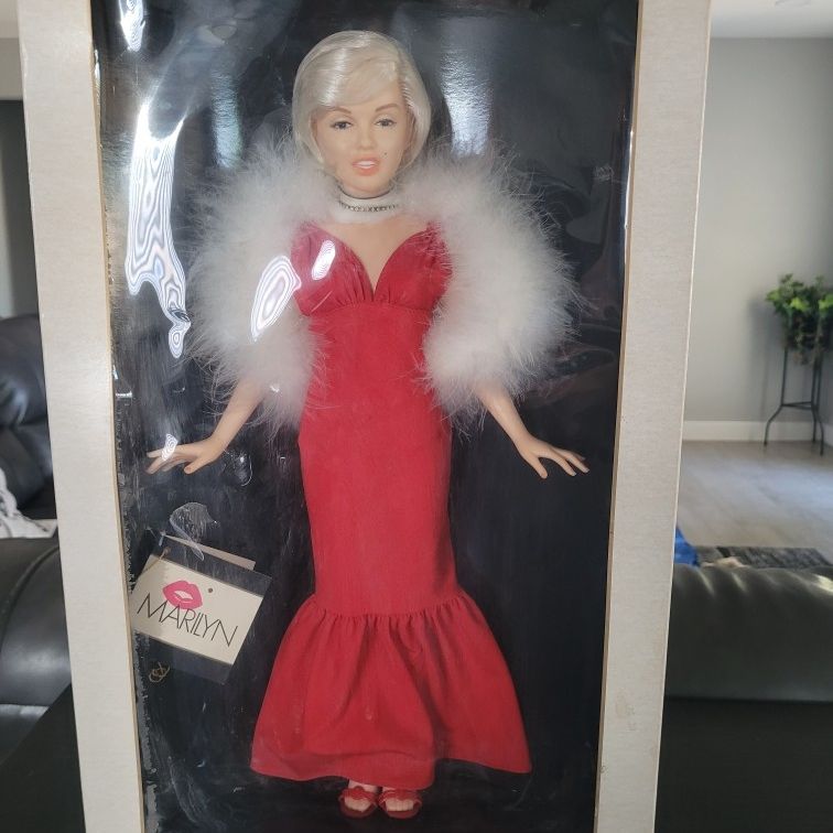 marilyn monroe doll red dress My latest doll unveiling! Marilyn Monroe as Vicky from 1954 "There's no  Business Like Show Business" #marilynmonroe #marilyn #marilynmonroefans  #marilynmonroefan #marilynmonroe #immortalmarilyn #marilynmonroefanpage  #ooak #ooakdoll #ooakdolls