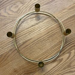 Gold metal candle holder for 4 candles