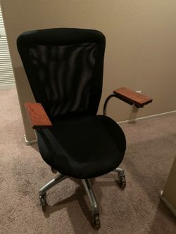 OFFICE CHAIR!!