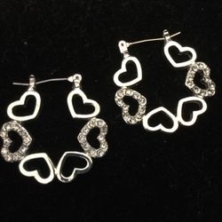 Silver Hearts earrings ✨💕✨ Jewelry & accessories