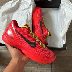 Nike Kobe VI “reverse Grinch”