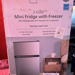 Mini Fridge with Freezer – 3.2 Cu Ft – New Open Box$120.