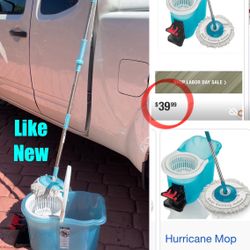 $10 like new Hurricane 🌀 360 Spin mop in great condition