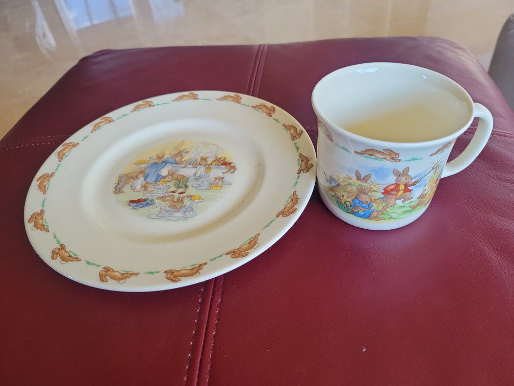 Royal Doulton Bunnykins Cup and Saucer Vintage Great Shape Porcelain 